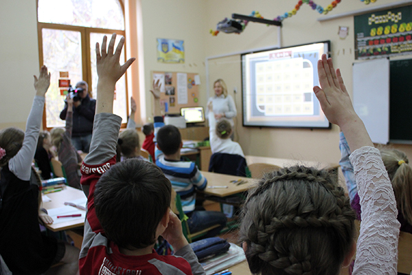 Генконсул Словаччини відвідала «словацьку» школу в Ужгороді (ФОТО, ВІДЕО)