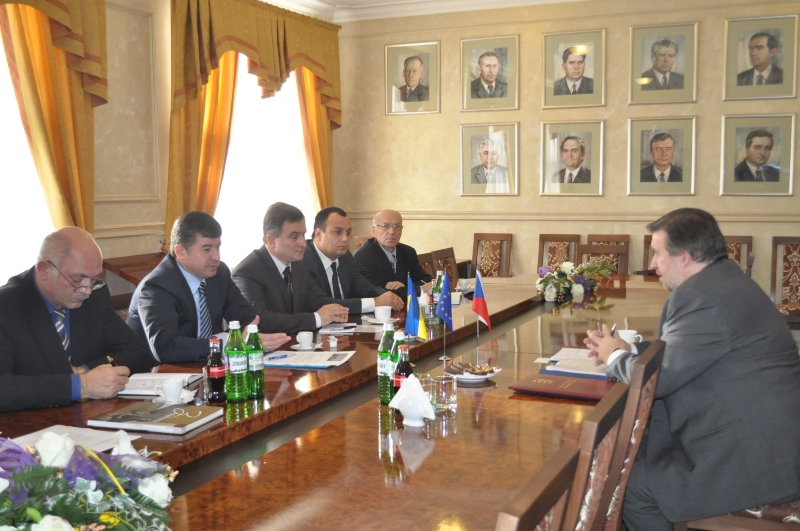 Голова Закарпатської облради зустрівся з з Генеральним консулом Чеської Республіки у Львові (ФОТО, ВІДЕО)