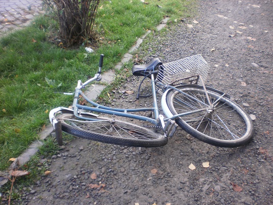 У Мукачеві внаслідок ДТП велосипедистка потрапила до реанімації (ФОТО)