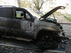 Пожежу авто закарпатського УБОЗівця наразі кваліфіковано як підпал