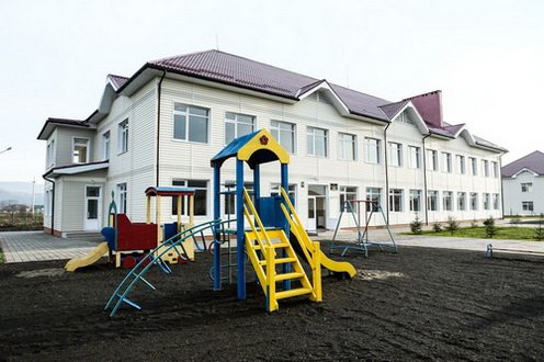 Школу і дитсадок у пустуючому "солотвинському" містечку в Тереблі цьогоріч не відкриють