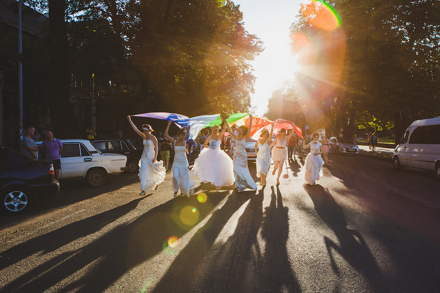 У неділю в Ужгороді пройде Шостий парад наречених (ПРОГРАМА)