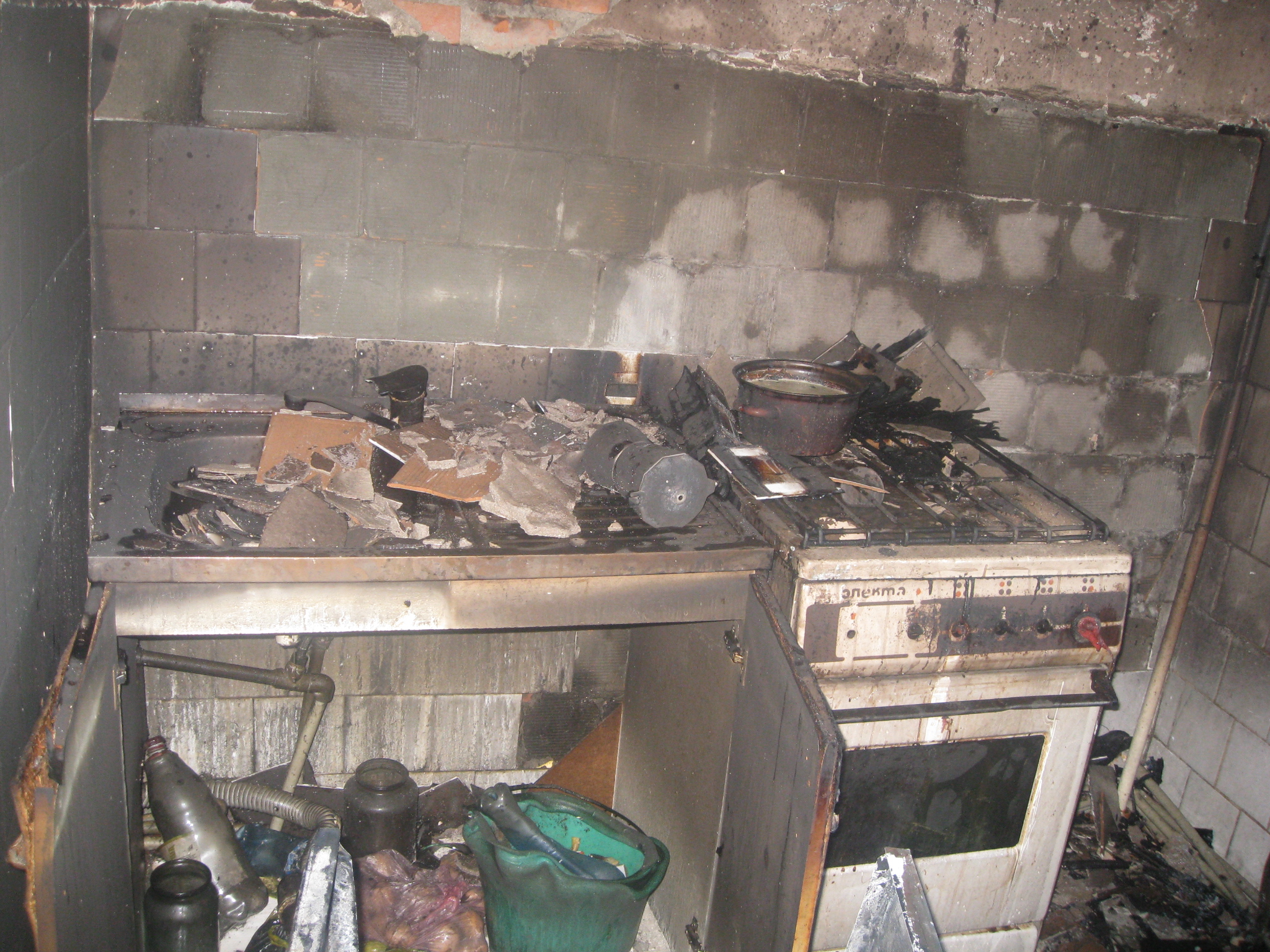 У Сваляві в пожежі загинули 3 людей, серед яких двоє дітей (ФОТО)
