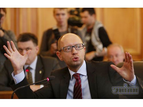 Яценюк закликає не допустити проведення виборів в окрузі Павла Балоги