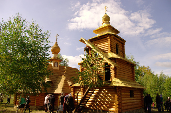 У монастирі с. Буківцьово освятили дерев