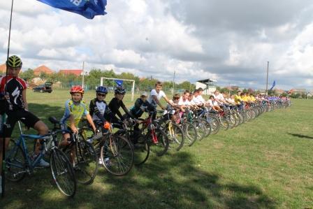 На Ужгородщині провели першість району з велосипедних видів спорту