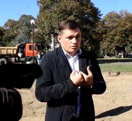 Директор "Перепілки" Кіршенбаум заявив у міліцію, що активісти на площі Народній погрожували йому фізичною розправою