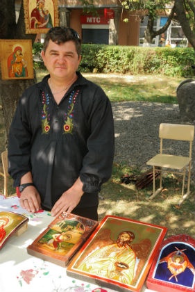 Розмовляти українською угорськомовний іконописець з Чепи навчився в Італії