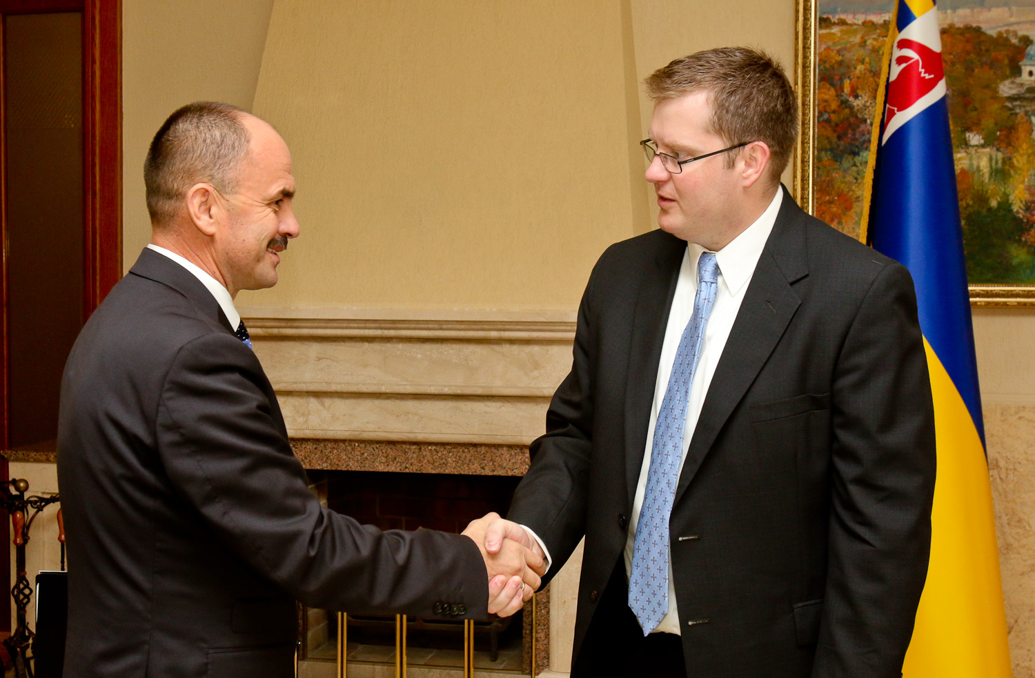 Керівник Закарпаття зустрівся з віце-консулом Посольства США в Україні (ФОТО)