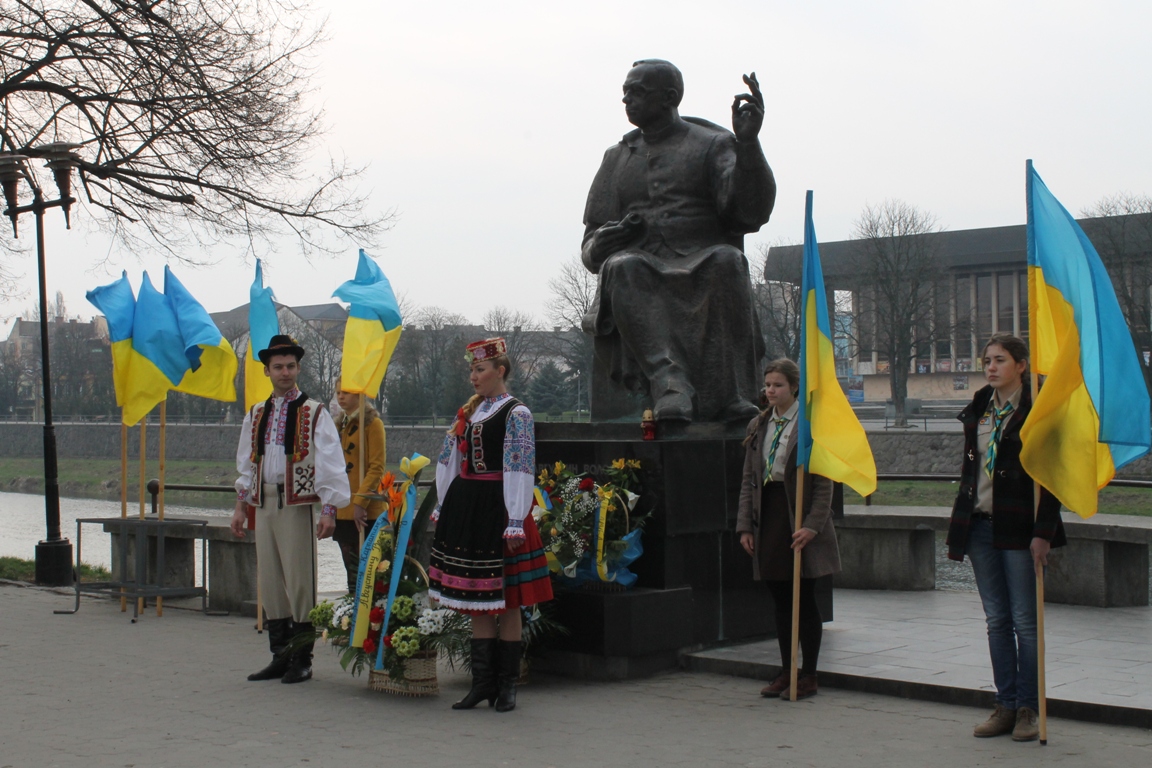 В Ужгороді вшанували пам’ять Президента Карпатської України Августина Волошина (ФОТО)