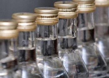 На Ужгородщині вилучено нелегального алкоголю та засобів для його виготовлення на 100 тис грн