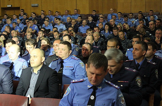 В Ужгороді представники КВУ навчали міліціонерів (ФОТО)