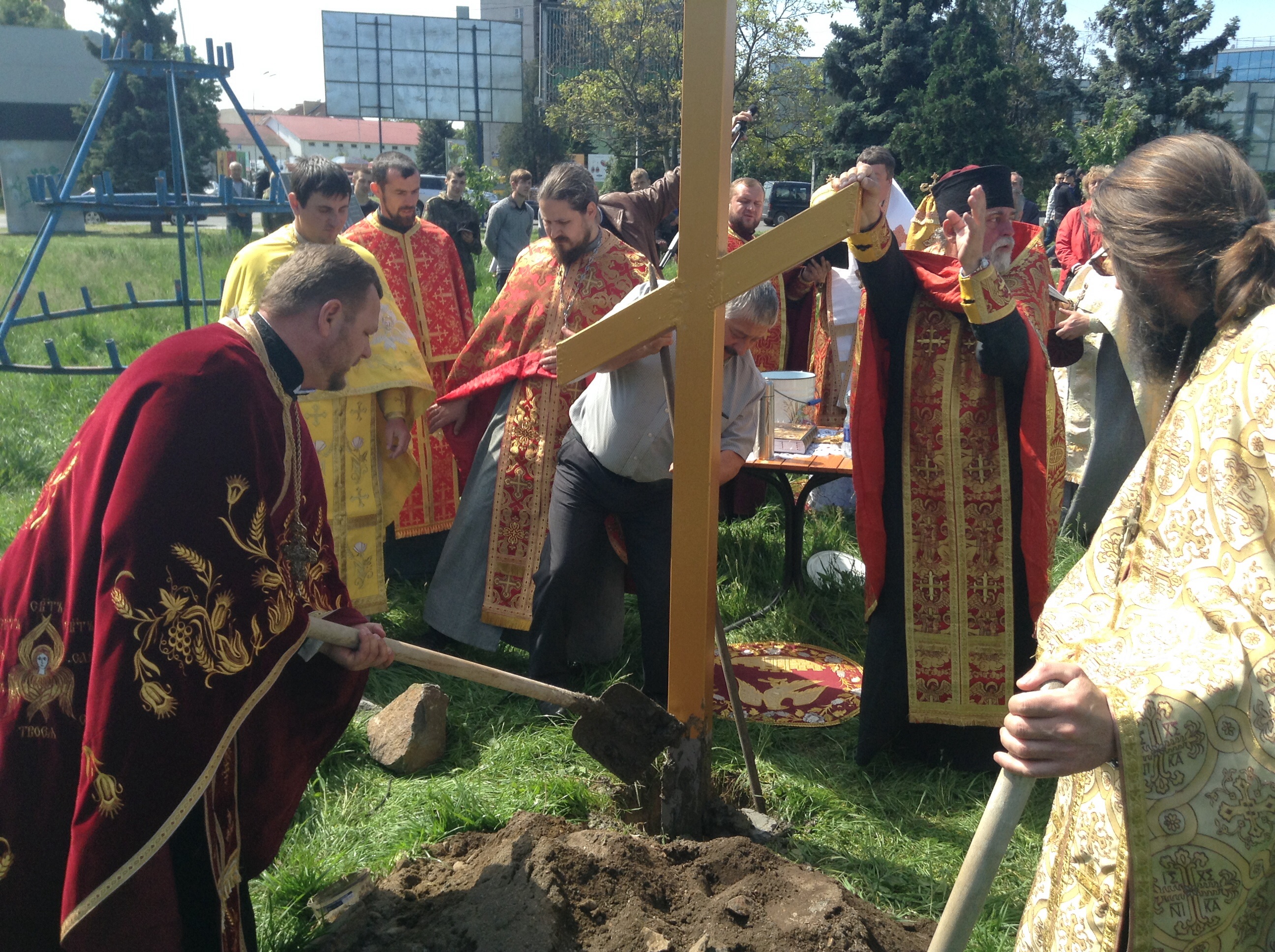 Правий Сектор Закарпаття відмежувався відтеми  спорудження каплиці в Ужгороді