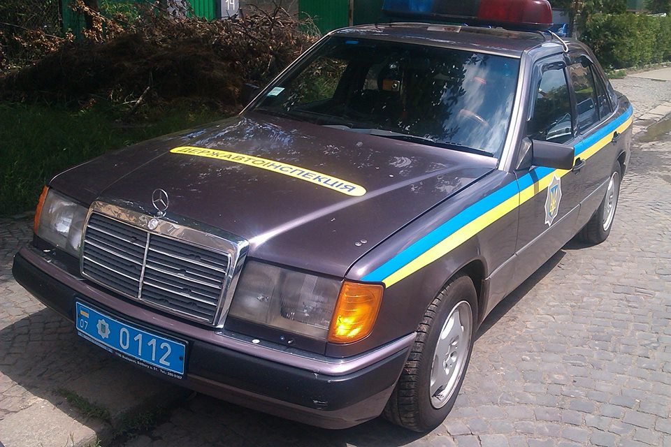 В Ужгороді для міліціонерів шукають наліпки "Я паркуюся як марґа" (ФОТО)