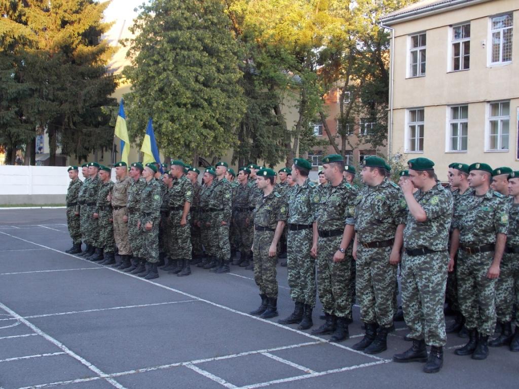 Жінки прикордонників їдуть до Чопа зупиняти відправку чоловіків на Схід