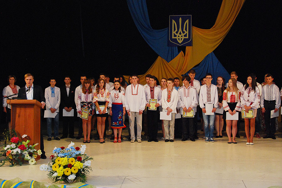 Цьогоріч на Закарпатті нагороджено 20 учнів-переможців Всеукраїнських предметних олімпіад (ФОТО, ВІДЕО)