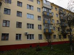 Мешканцям ужгородських багатоповерхівок планують безкоштовно віддати у власність прибудинкові території