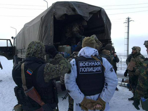 Балога: Терористи "шманають" наших "кіборгів", тоді як білі фури заїжджають в Україну безконтрольно