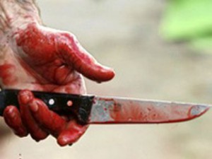 В Ужгороді під час сварки раніше судимий чоловік смертельно вдарив ножем свого опонента