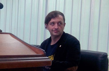 Суд відпустив екс-кандидата в мери Ужгорода, "свободівця" Леонова з-під домашнього арешту під особисте зобов'язання