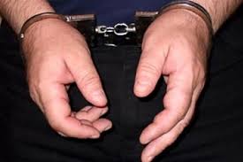 Угорські поліцейські передали закарпатським хустянина, якого розшукували за грабіж та зберігання наркотиків