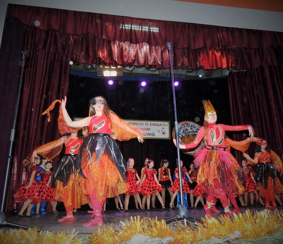 У Берегові розпочався обласний фестиваль дитячого та юнацького театрального мистецтва "Юні зірки Мельпомени" (ФОТО)