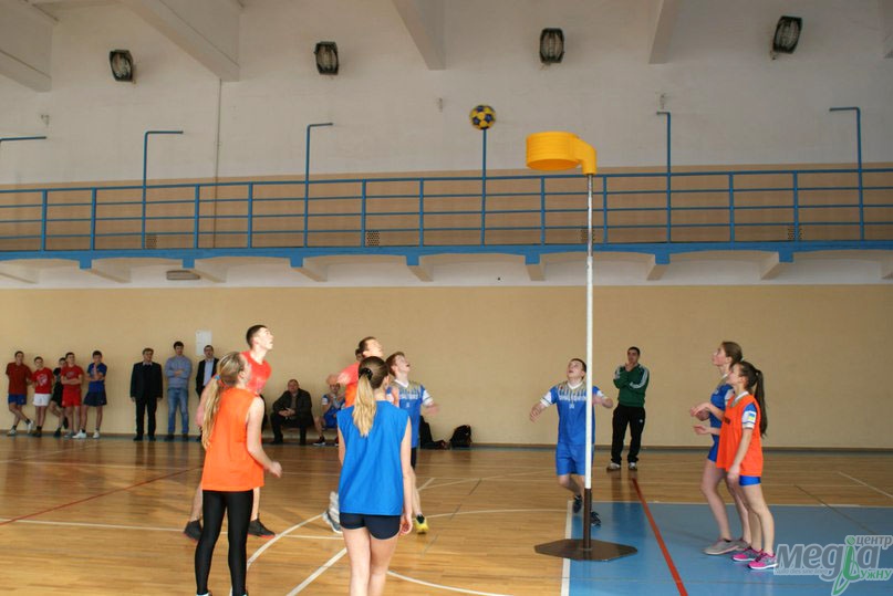 Корфбол уже в Ужгороді: в УжНУ завітала збірна команда львівської федерації