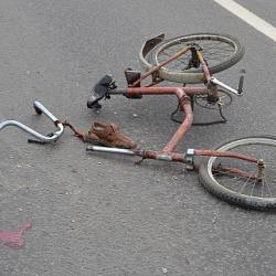 На Берегівщині затримали водія, який на БМВ збив велосипедистку і втік, полишивши жінку на дорозі