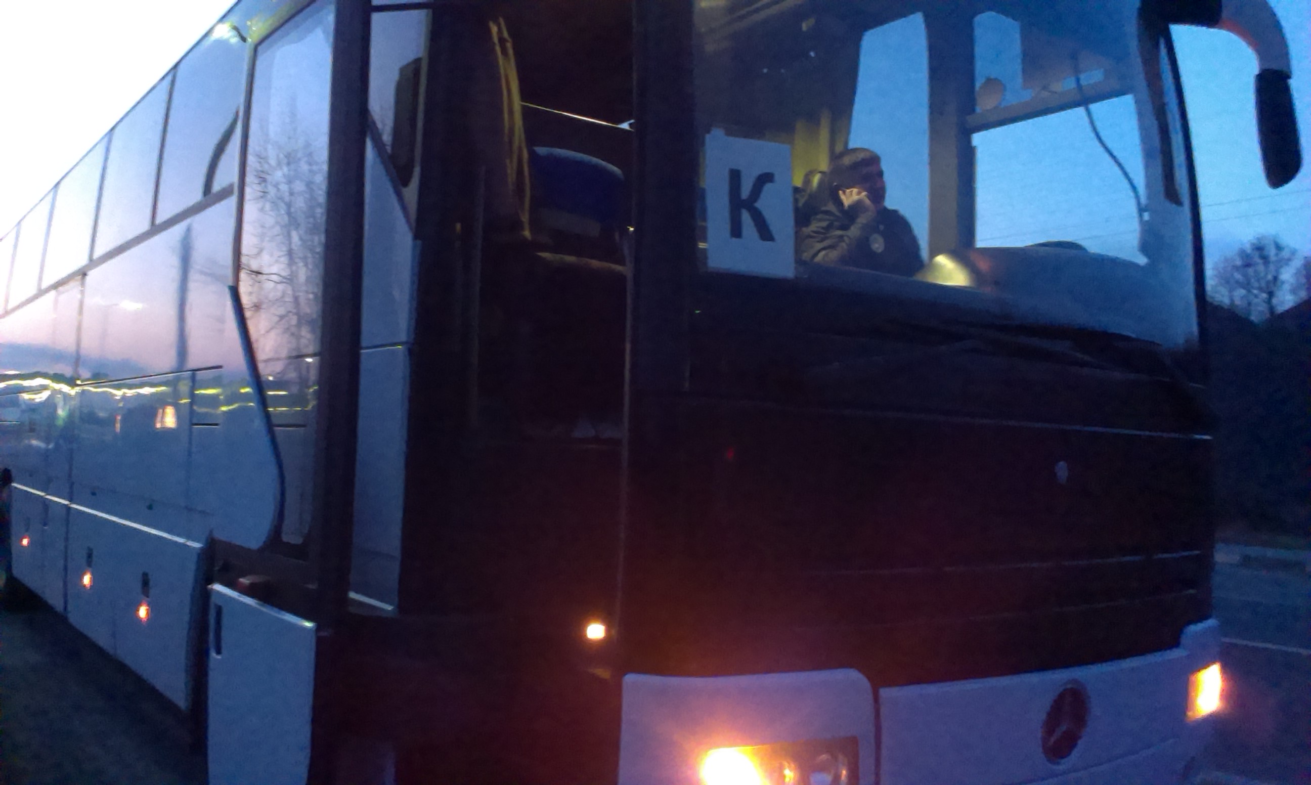 З Закарпаття до Артемівська виїхали понад двадцять автобусів за військовими 128-ї бригади (ФОТО, ВІДЕО)