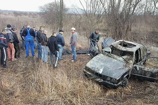 На Тячівщині в аварії загинули водій іномарки та двоє пасажирів (ФОТО)
