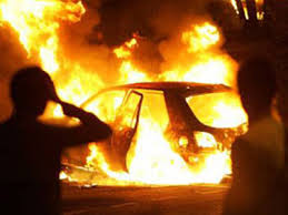 У Хусті через самозагорання електропроводки сталася пожежа у автівці