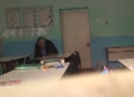 Відео вчительки, що нишпорила по сумках школярів, відзняв 7-класник, якого звинувачували в крадіжках (ВІДЕО)
