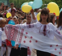 У Велятині відбувся фестиваль вишиванки, а у Великому Бичкові - парад (ВІДЕО)