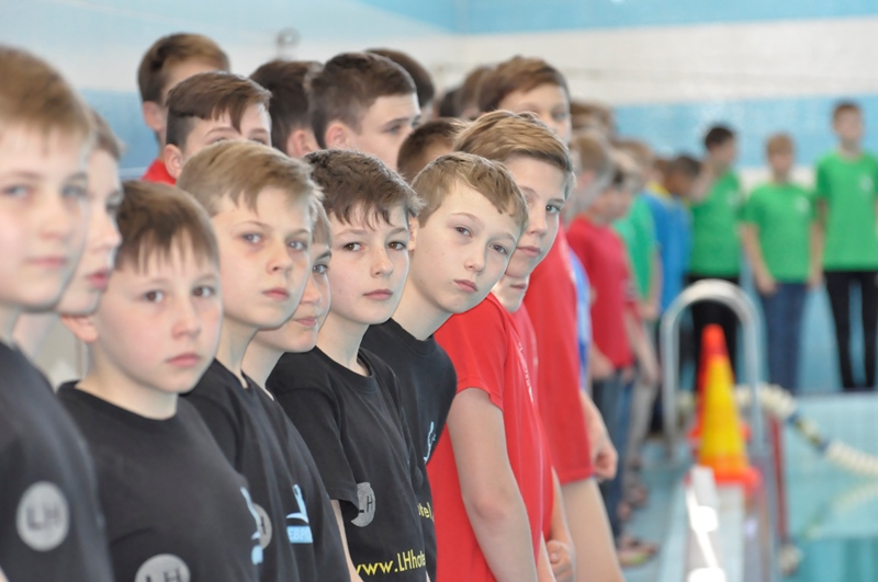 Юнаки з усіх куточків України змагатимуться за звання чемпіона України з водного поло в Ужгороді (ФОТО)