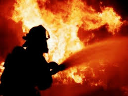На Тячівщині під час пожежі у житловому будинку згоріло домашнє майно та покрівля