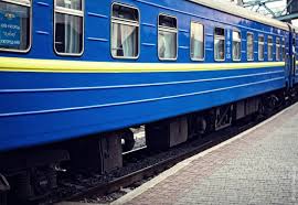 На найближчі святкові вихідні призначили додатковий поїзд з Києва до Ужгорода