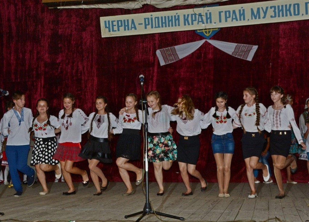 На Виноградівщині відгуляли фольклорне свято "Чернянська начинка"