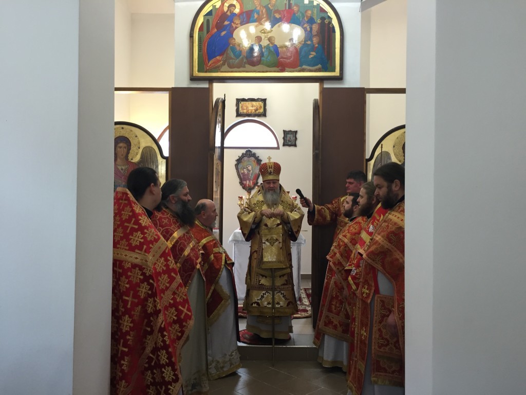 В Ужгороді керуючий Мукачівською єпархією УПЦ МП молився з в'язнями (ФОТО)