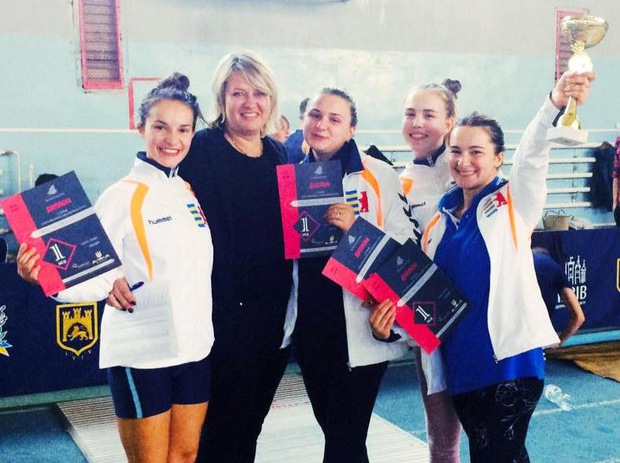 Жіноча збірна Закарпаття виграла Кубок України з фехтування на рапірах (ФОТО)