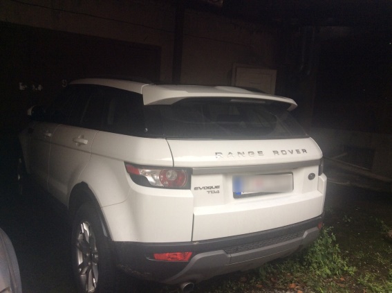 Один із викрадених у мукачівського підприємця Range Rover-ів знайшли у Сваляві, інший – у Мукачеві (ФОТО)