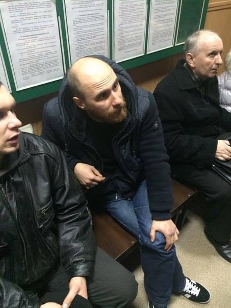 Бійцю "Карпатської Січі", якого нині судять за домайданівські "зшиті" справи, присудили домашній арешт