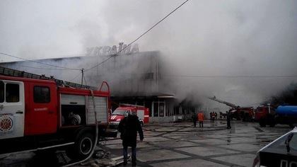 Після пожежі в "Україні" в Ужгороді розпочато кримінальне провадження за фактом порушення вимог пожежної безпеки