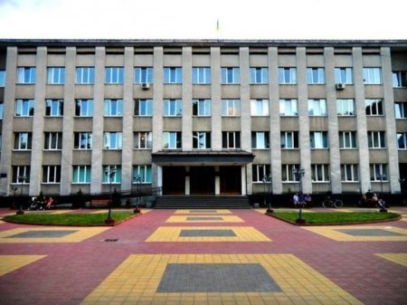 Депутати Рахівщини закликали Верховну Раду не надавати Донбасу особливого статусу