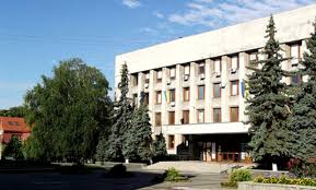 Ужгородські депутати виділили 197 тис грн на урни для сміття по місту і понад 11 млн грн – на підтримку Водоканалу