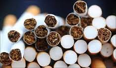 На Закарпатті у пункті пропуску "Дякове" в угорця знайшли 850 прихованих пачок сигарет, які той віз на продаж за кордон