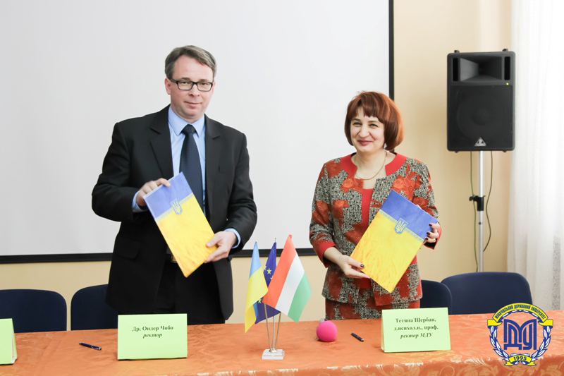 Мукачівський держуніверситет підписав договір про співпрацю з університетом Ніредьгази (ФОТО)