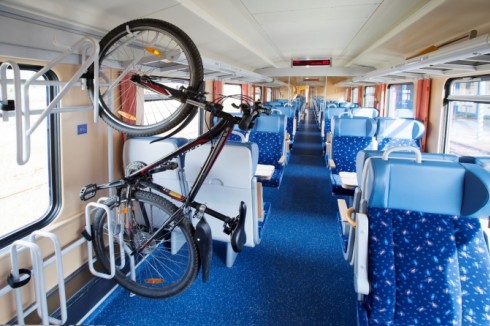 За місяць велосипедними вагонами у поїздах, що курсують між Закарпаттям та Львовом, скористалися понад тисячу пасажирів