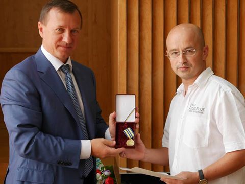 Бійця АТО та лікаря-хірурга з Ужгорода нагородили президентською відзнакою