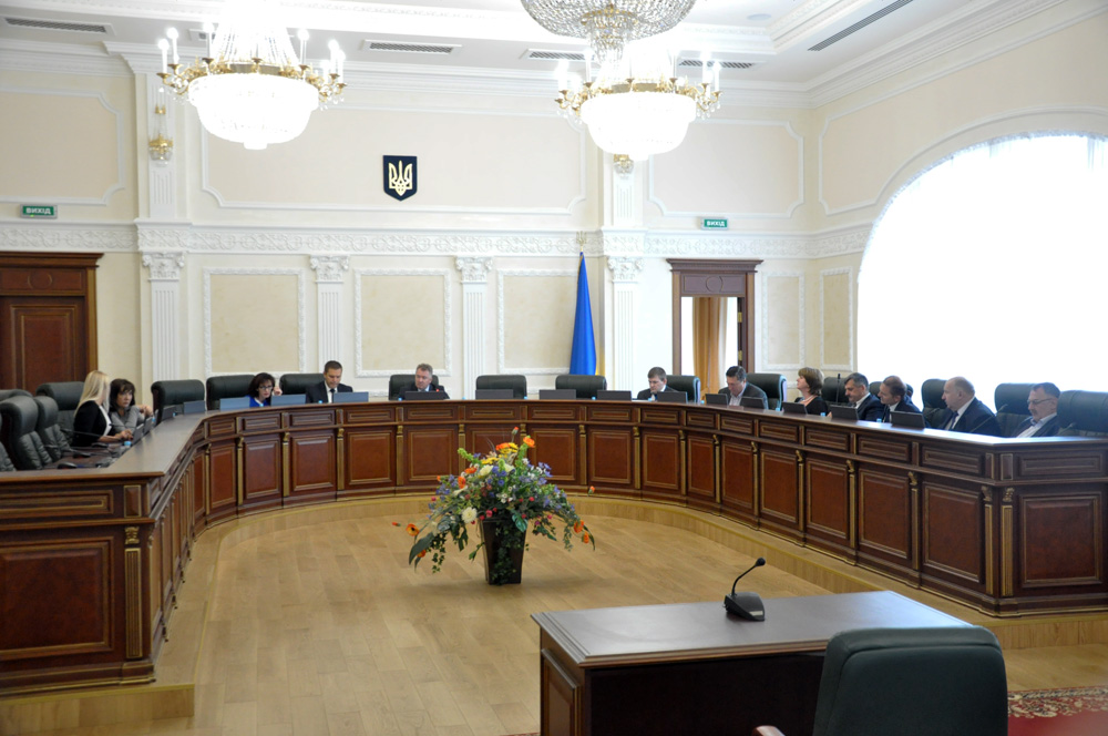 ВРЮ внесе в парламент подання про звільнення судді апеляційного суду Закарпатської області