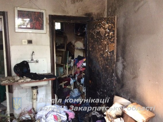 У Мукачеві, ймовірно, через витік газу вибухнуло в будинку(ФОТО)